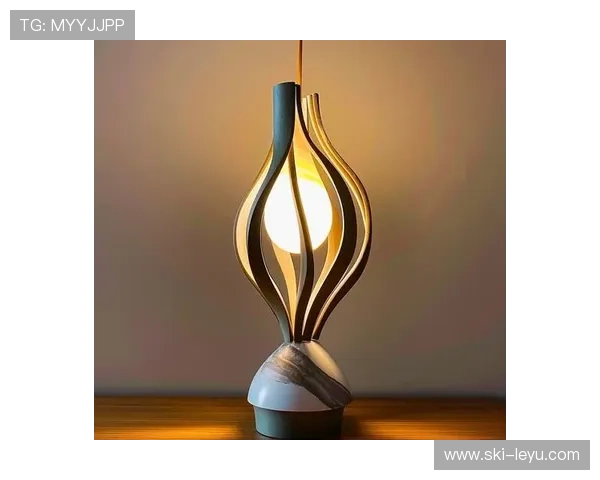 足球球星台灯亮相点亮梦想 用光影演绎激情与荣耀