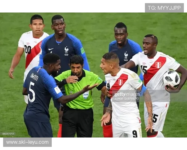 远古足球星的传奇故事与古代赛场上激情与智慧的较量